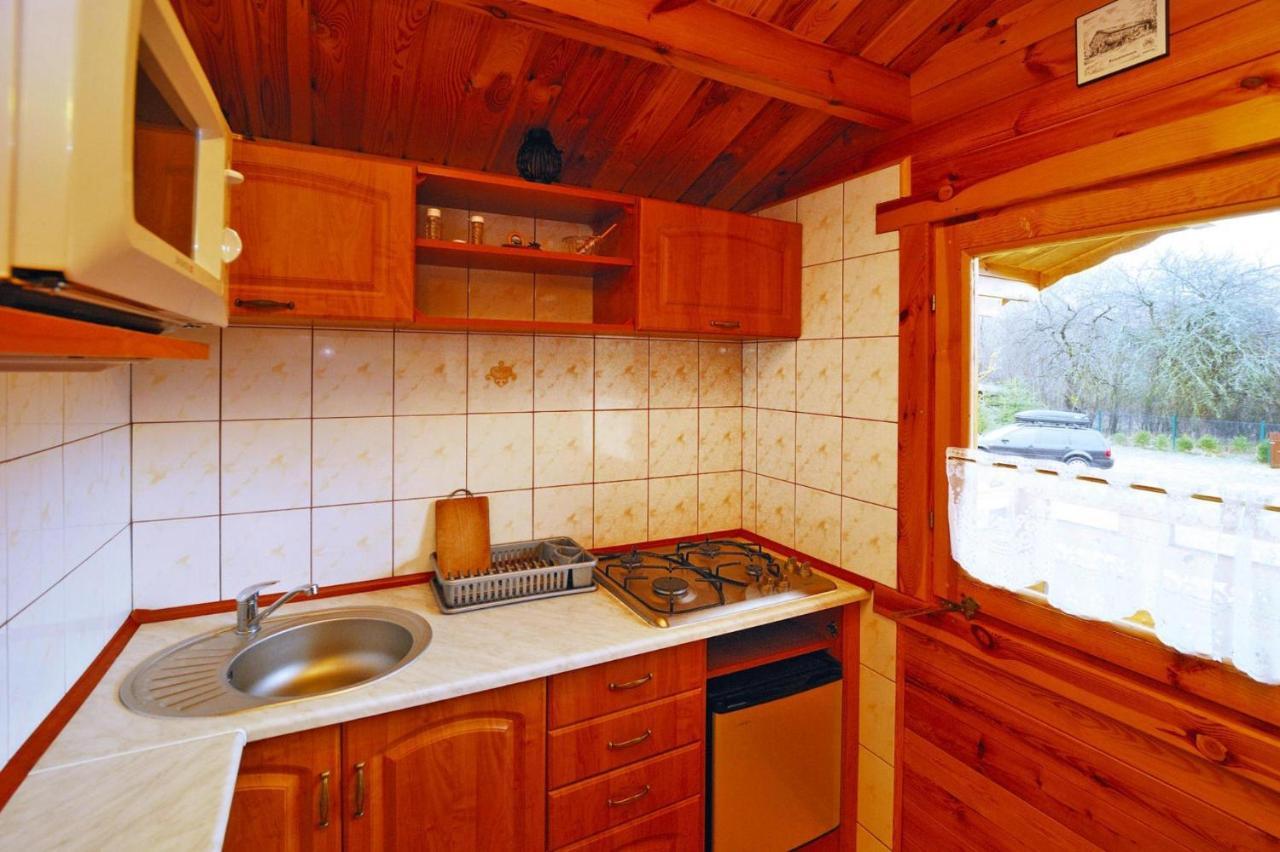 Dabrowica  Holiday Home Close To The Lake Shore, Dabrowica מראה חיצוני תמונה