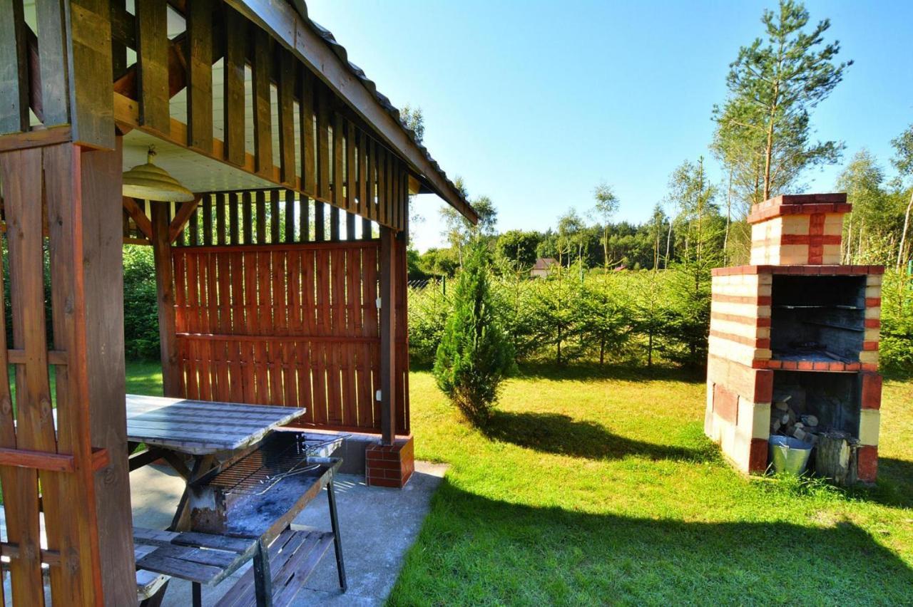 Dabrowica  Holiday Home Close To The Lake Shore, Dabrowica מראה חיצוני תמונה