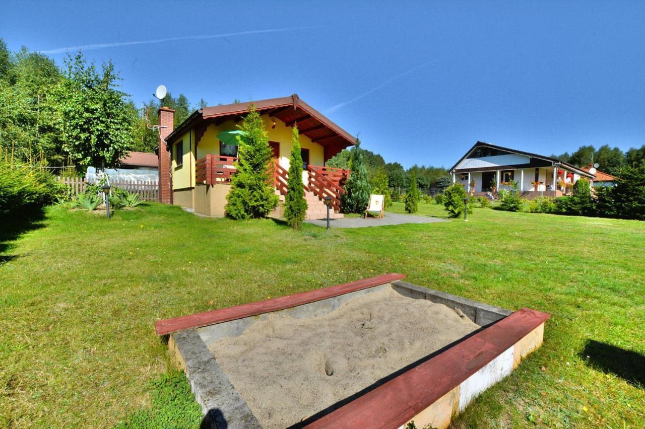 Dabrowica  Holiday Home Close To The Lake Shore, Dabrowica מראה חיצוני תמונה